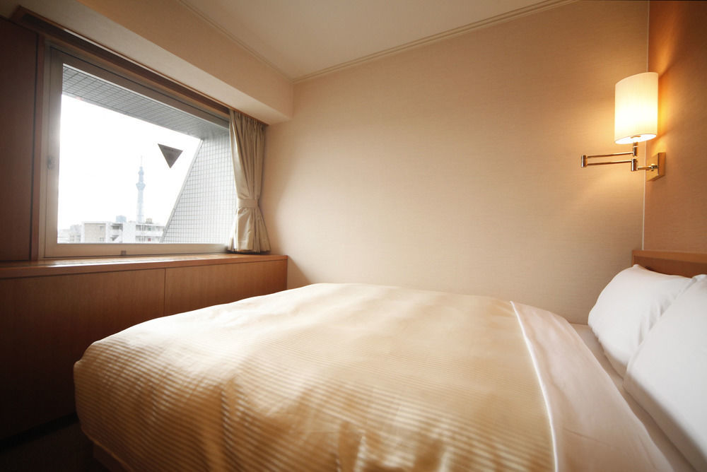 Vessel Inn Ueno Iriya Station Токио Екстериор снимка